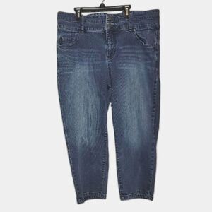 Torrid High Rise Cropped Capri Jeans 20